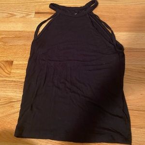 black tank top!